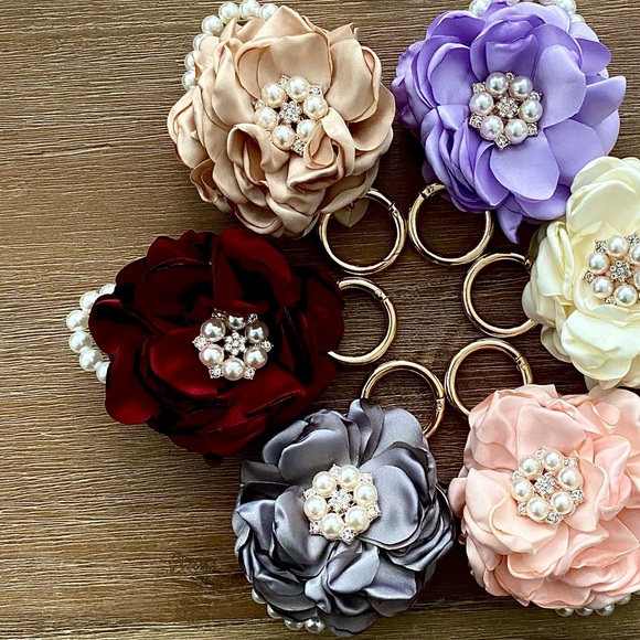 Red Satin Floral Pearl Bag Charm/Keychain - Picture 2 of 9